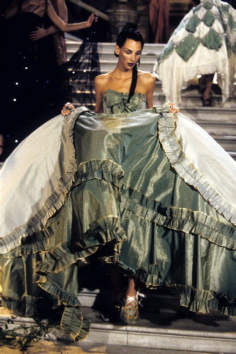 Spring 1998 Couture Fashion shows 